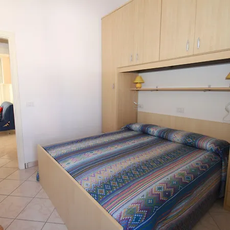 Regina Mare O10 Apartment
